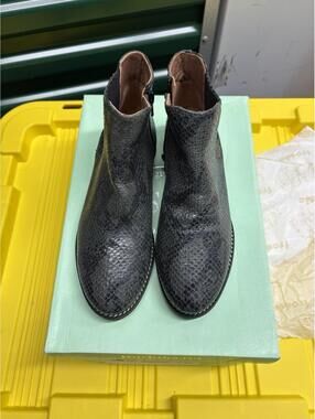 Ruth Secret Snakeskin Ankle Boots Black Side Zip Girls EU 34 US 2